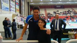 La lavandaia delle divise Federica e Mastrangelo, centrale del Cuneo. Uniti dalla stessa passione (o quasi) per la pallavolo. :) :D :D